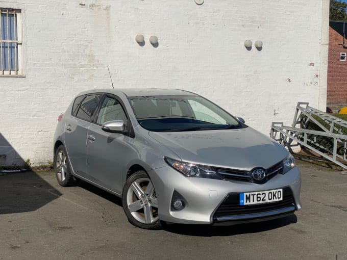 2012 Toyota Auris