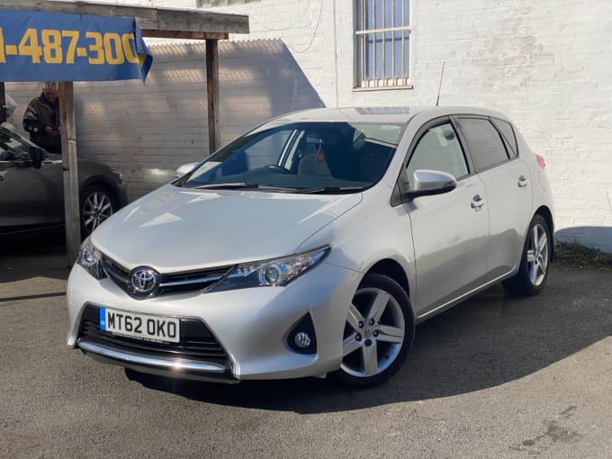 2012 Toyota Auris