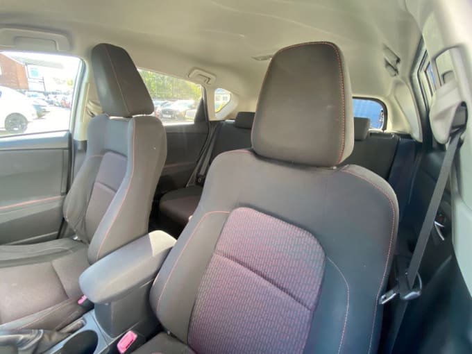 2012 Toyota Auris