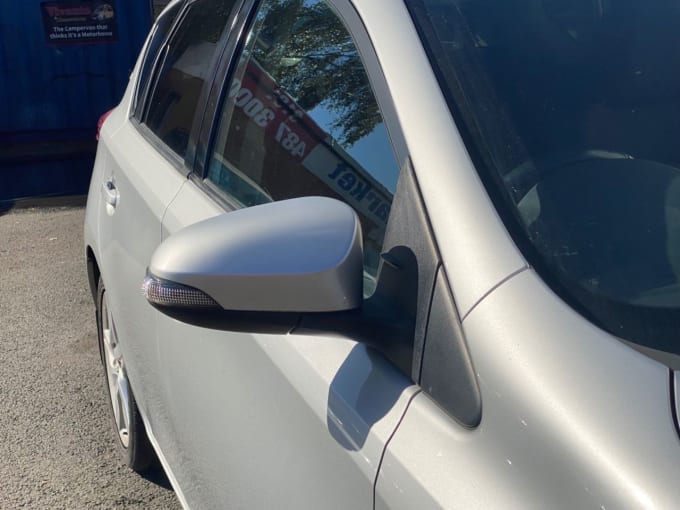 2012 Toyota Auris