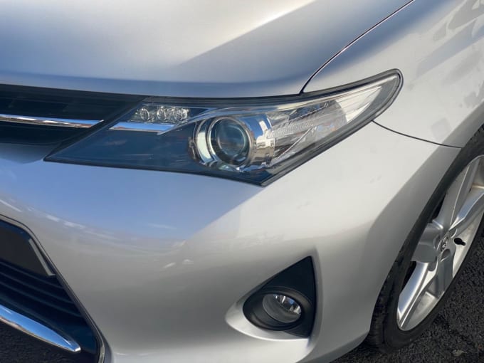 2012 Toyota Auris