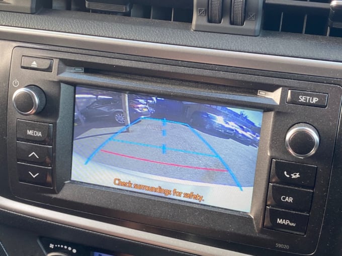 2012 Toyota Auris