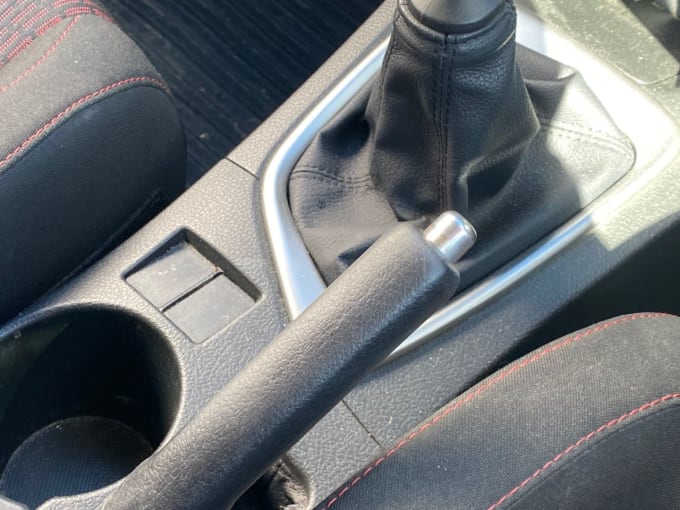 2012 Toyota Auris