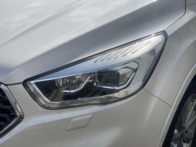 2025 Ford Kuga