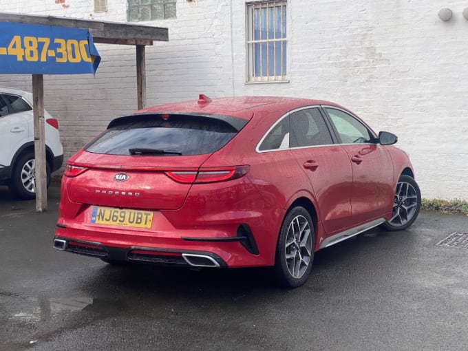 2025 Kia Proceed