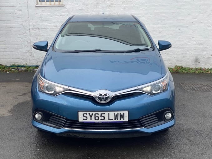 2015 Toyota Auris