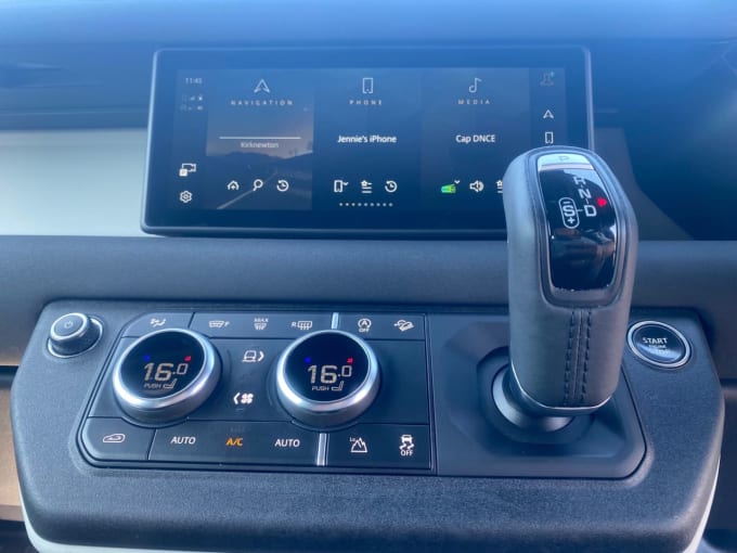 2025 Land Rover Defender