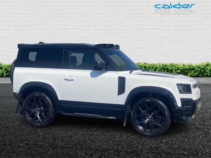 2025 Land Rover Defender