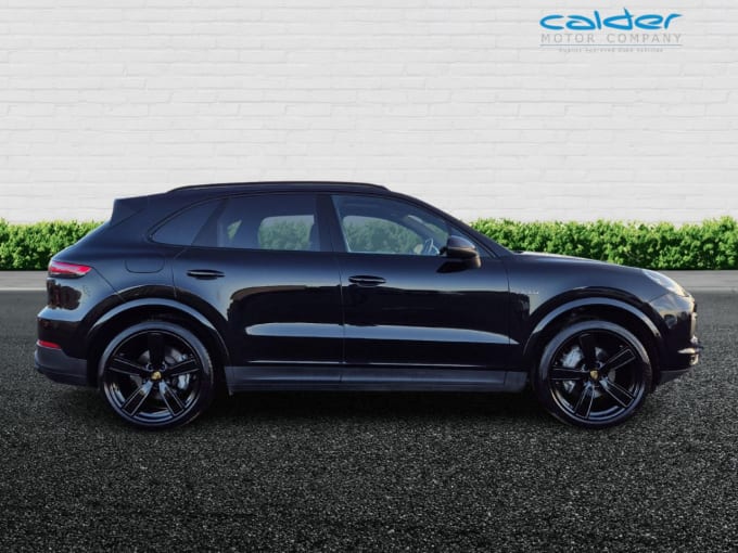 2025 Porsche Cayenne