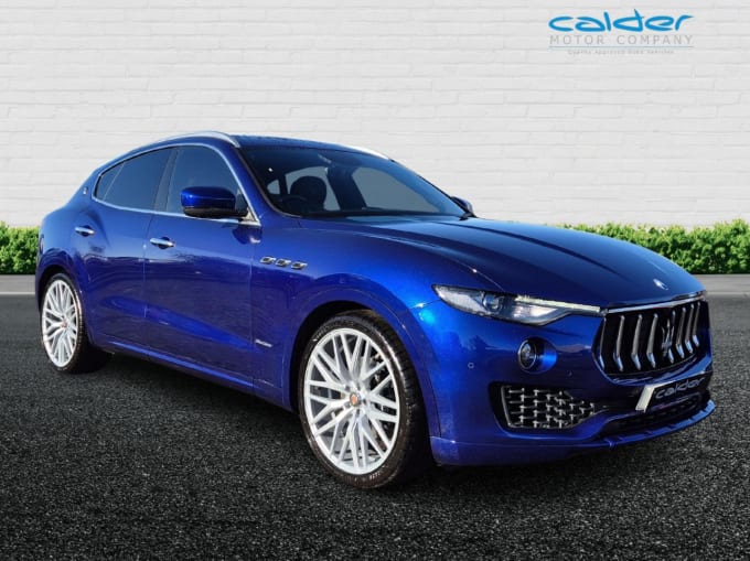 2025 Maserati Levante