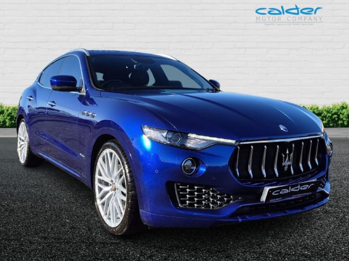 2025 Maserati Levante