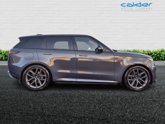 2025 Land Rover Range Rover Sport