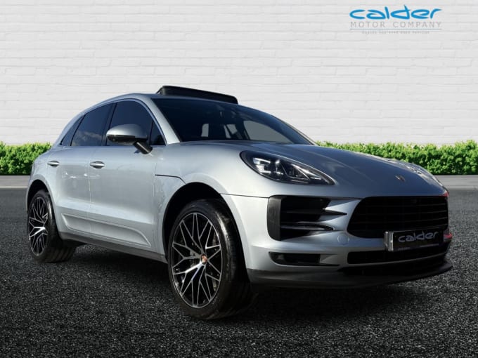 2025 Porsche Macan