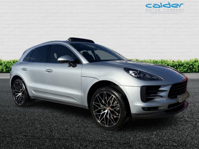 2025 Porsche Macan