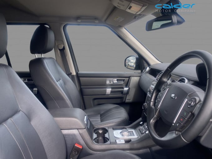2025 Land Rover Discovery 4