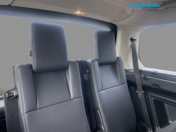 2025 Land Rover Discovery 4