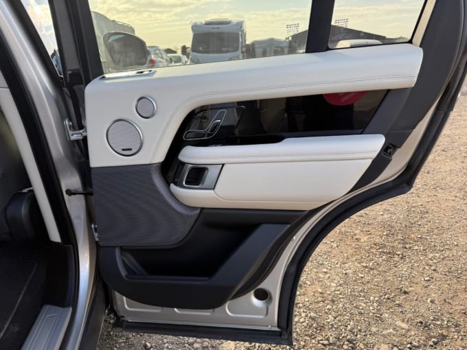2025 Land Rover Range Rover