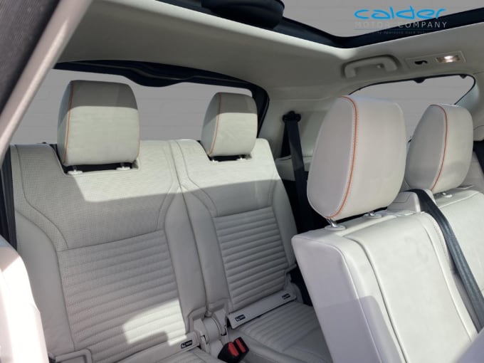 2025 Land Rover Discovery