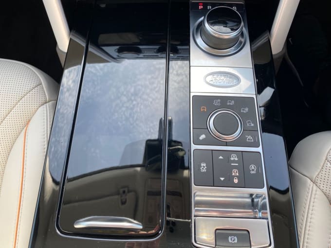 2025 Land Rover Discovery