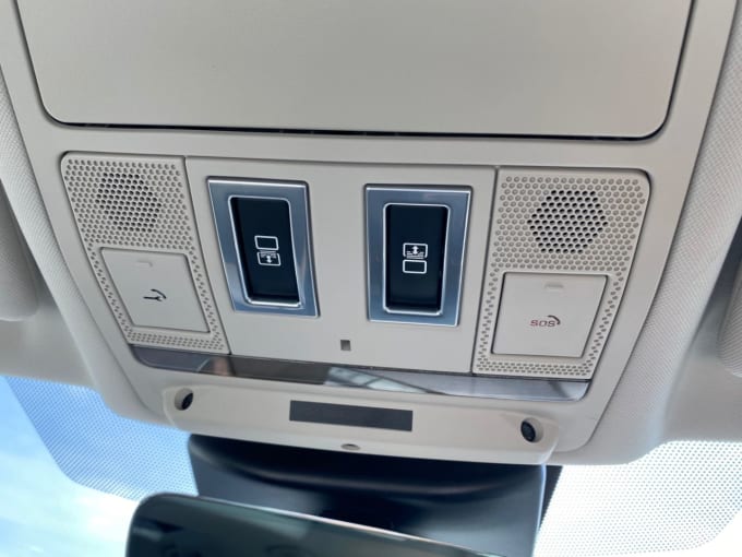 2025 Land Rover Discovery
