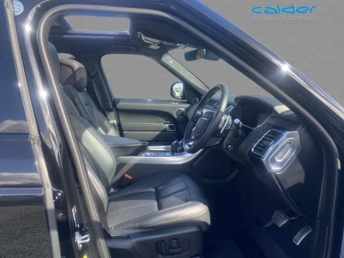 2025 Land Rover Range Rover Sport