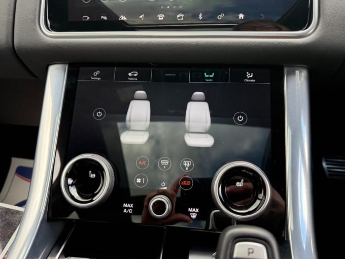 2025 Land Rover Range Rover Sport