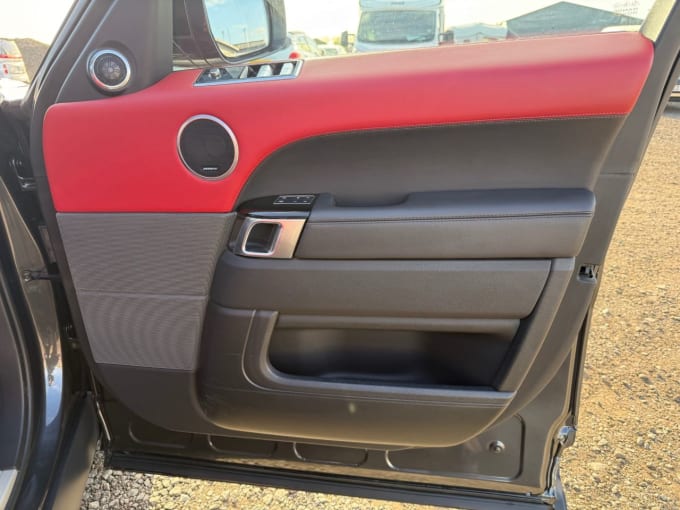 2025 Land Rover Range Rover Sport
