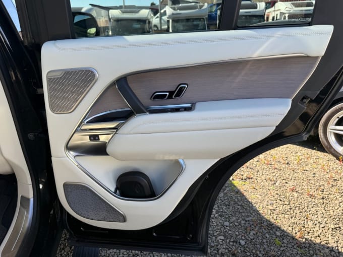 2025 Land Rover Range Rover