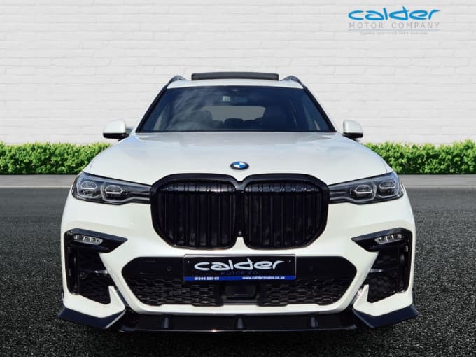 2025 BMW X7