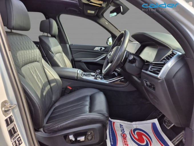 2025 BMW X7