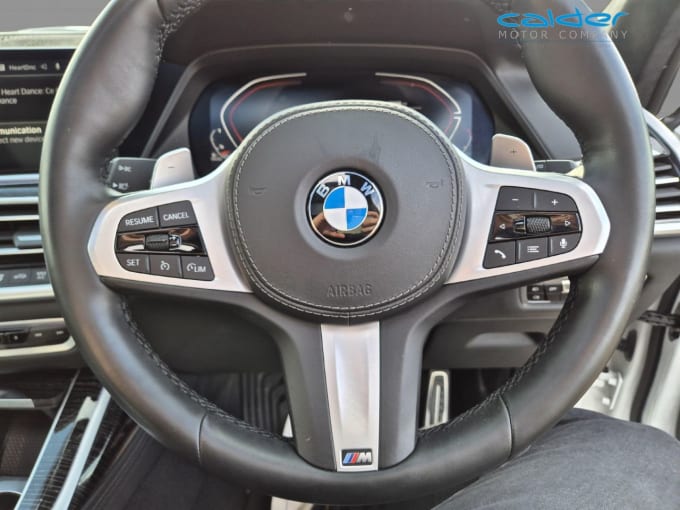 2025 BMW X7