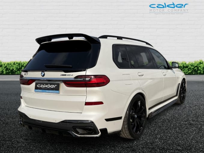 2025 BMW X7
