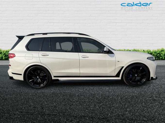 2025 BMW X7