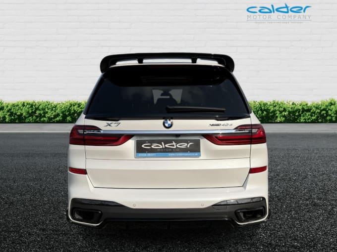 2025 BMW X7