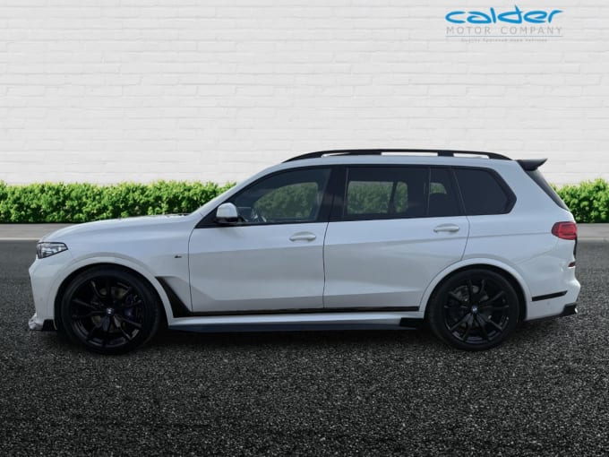 2025 BMW X7