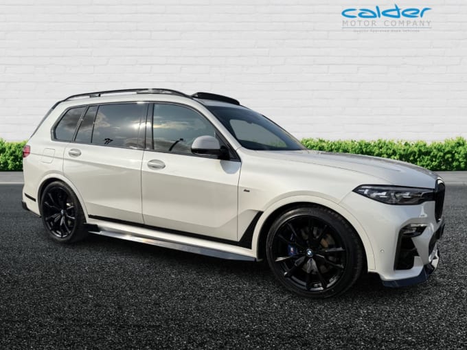2025 BMW X7