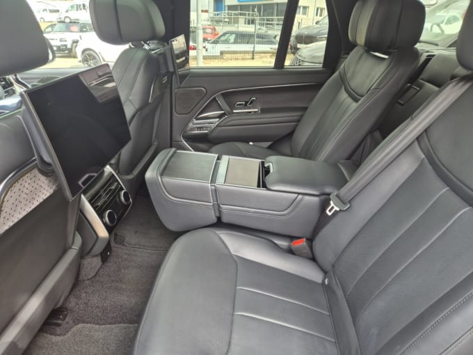 2025 Land Rover Range Rover