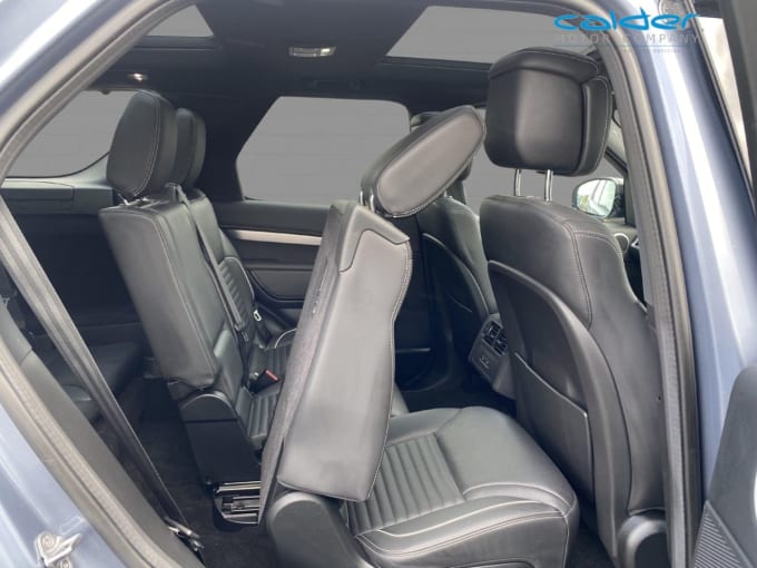 2025 Land Rover Discovery