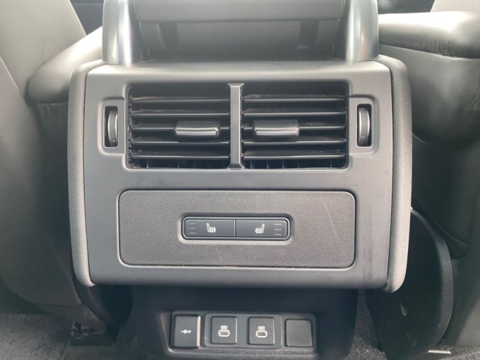 2025 Land Rover Discovery