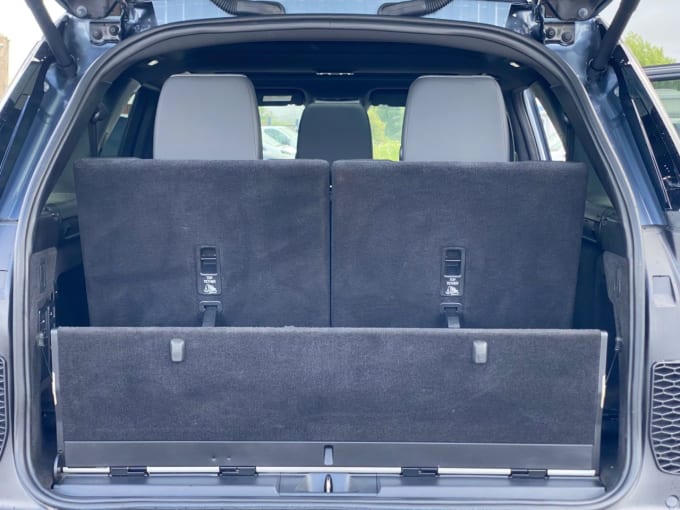 2025 Land Rover Discovery