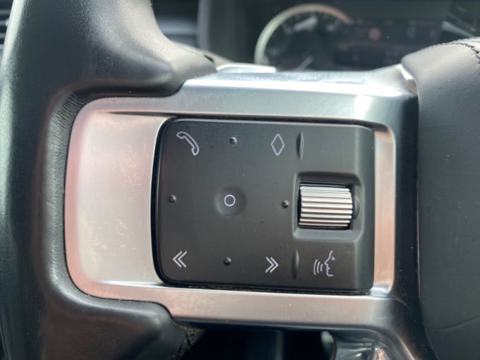 2025 Land Rover Discovery