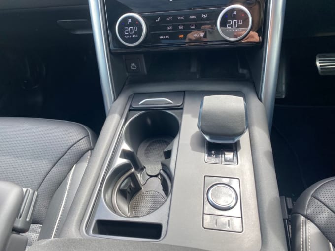 2025 Land Rover Discovery
