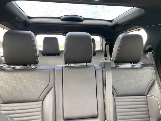 2025 Land Rover Discovery