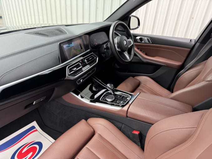 2025 BMW X5