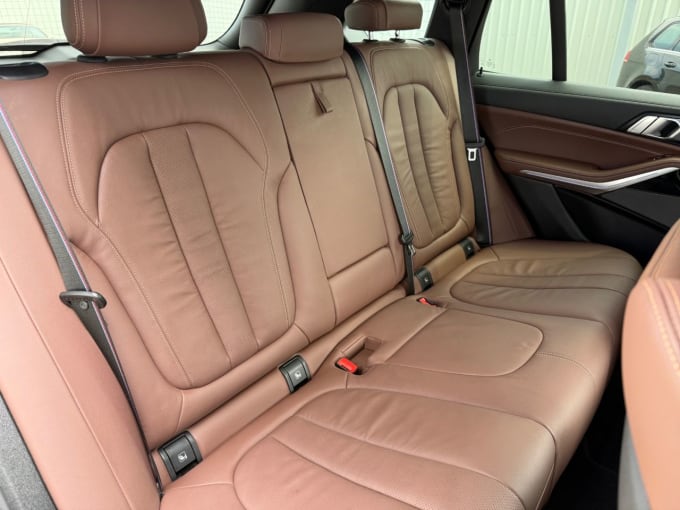 2025 BMW X5