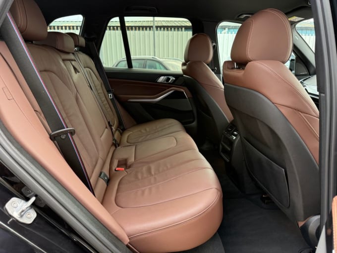 2025 BMW X5