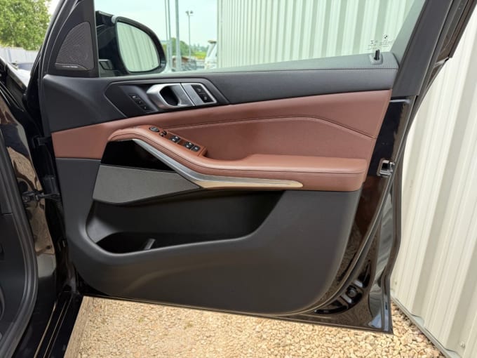 2025 BMW X5