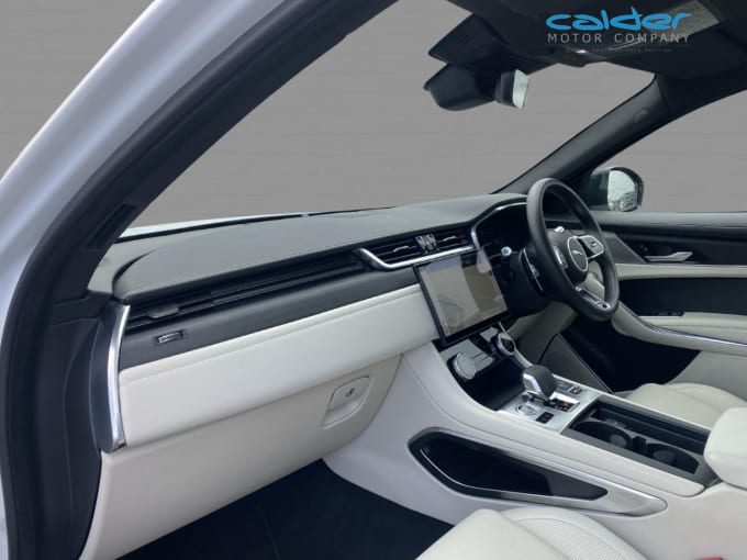 2025 Jaguar F-pace
