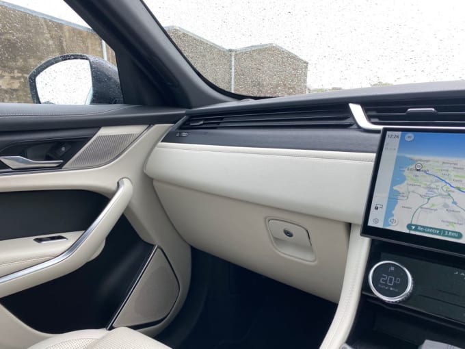2025 Jaguar F-pace