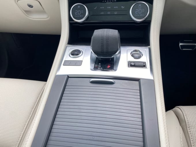 2025 Jaguar F-pace
